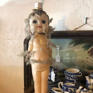 Meet your Posher, Dina